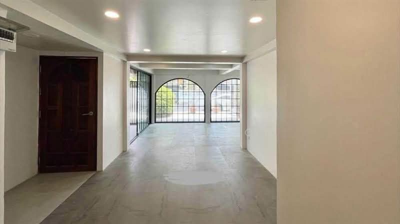 Home Office for Sale in the Heart of Ratchada–Sutthisan | Only 100m to MRT Sutthisan (SPSSR340), Bangkok, รัชดาภิเษก, Samsen Nok, Huai Khwang, Bangkok, , 200 sqm, Shophouse For Sale, by Khun Poon, 500459972 - DDproperty.com