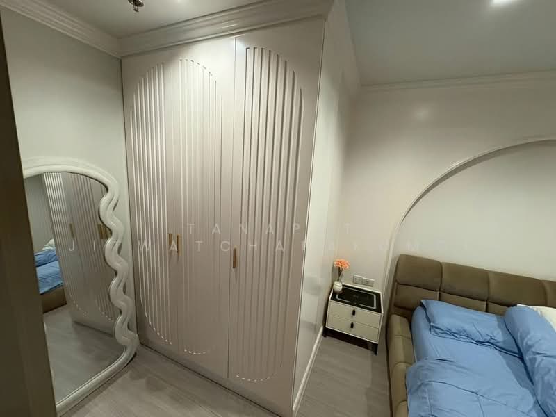 Life Sathorn Sierra, Bangkok, Ratchaphruek Rd, Talat Plu, Thon Buri, Bangkok, 2 Bedrooms, 57 sqm, Condo For Rent, by Tanapat Jitwatcharakomol, 500459984 - DDproperty.com