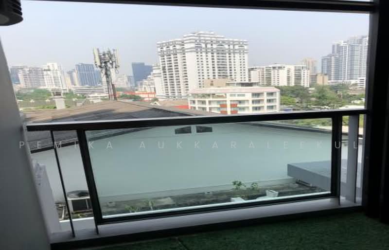 H Sukhumvit 43, Bangkok, 28 Sukhumvit 34 Road, Khlong Tan Nua, Watthana, Bangkok, 1 Bedroom, 43 sqm, Condo For Sale, by Pemika Aukkaraleekul, 500459994 - DDproperty.com