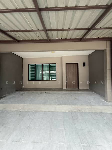 Pruksa Ville 73 Patthanakan, Bangkok, Soi Pattanakarn 38, Suan Luang, Suan Luang, Bangkok, 3 Bedrooms, 160 sqm, Townhouse For Rent, by Sunitra Sachdev, 500460013 - DDproperty.com
