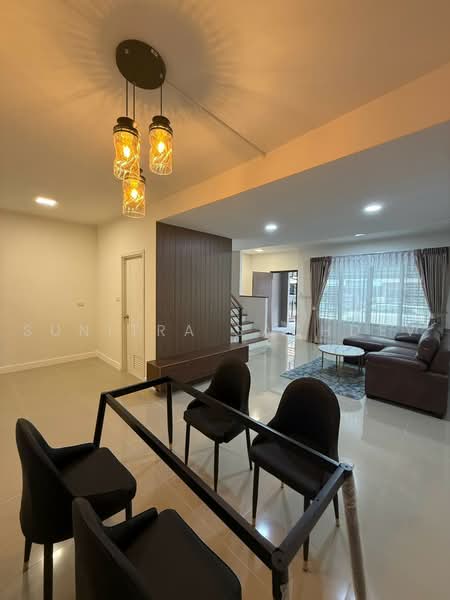 Pruksa Ville 73 Patthanakan, Bangkok, Soi Pattanakarn 38, Suan Luang, Suan Luang, Bangkok, 3 Bedrooms, 160 sqm, Townhouse For Rent, by Sunitra Sachdev, 500460013 - DDproperty.com