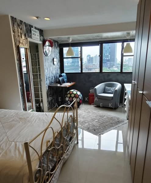Beverly Tower, Bangkok, 52 Soi Chai Yot, Khlongtoei Nua, Watthana, Bangkok, 3 Bedrooms, 240 sqm, Condo For Sale, by Pemika Aukkaraleekul, 500460032 - DDproperty.com