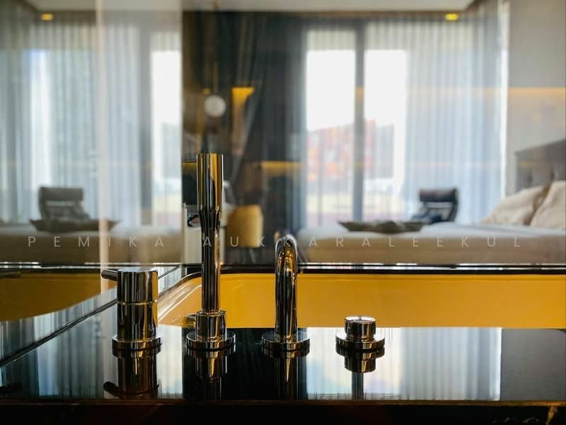 Saladaeng One, Bangkok, Sala Daeng 1 Alley, Silom, Bang Rak, Bangkok, 1 Bedroom, 57 sqm, Condo For Sale, by Pemika Aukkaraleekul, 500460069 - DDproperty.com