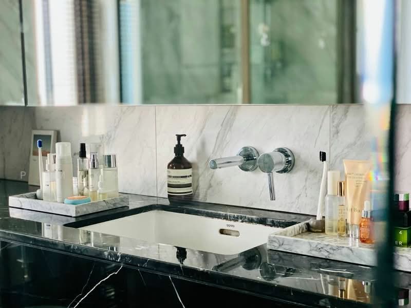 Saladaeng One, Bangkok, Sala Daeng 1 Alley, Silom, Bang Rak, Bangkok, 1 Bedroom, 57 sqm, Condo For Sale, by Pemika Aukkaraleekul, 500460069 - DDproperty.com