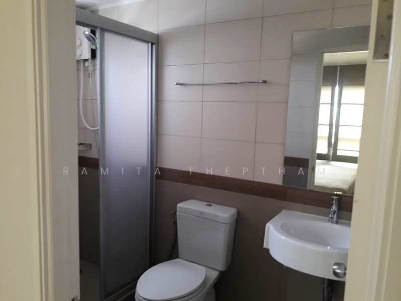 Lumpini Park Pinklao, Bangkok, 618 Boromarajonani Road, Bang Bamru, Bang Phlat, Bangkok, 1 Bedroom, 36 sqm, Condo For Rent, by Ramita Theptham, 500460072 - DDproperty.com