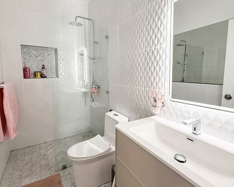 8 Bedroom Luxury Estate for Sale Mabprachan Pattaya, Chon Buri (Pattaya), Bang Lamung, Bang Lamung (Pattaya), Chon Buri (Pattaya), 8 Bedrooms, 2,432 sqm, Villa For Sale, by PLC real estate, 500460080 - DDproperty.com