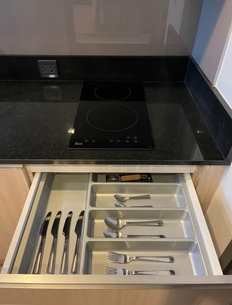 The Edge Sukhumvit 23, Bangkok, 6 Soi Sukhumvit 23, Khlongtoei Nua, Watthana, Bangkok, 1 Bedroom, 34 sqm, Condo For Rent, by Ramita Theptham, 500460096 - DDproperty.com