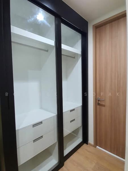Noble Around Sukhumvit 33, Bangkok, 17 Soi Sukhumvit 33, Khlong Tan Nua, Watthana, Bangkok, 1 Bedroom, 30 sqm, Condo For Rent, by Boonraksa Sopak, 500460108 - DDproperty.com