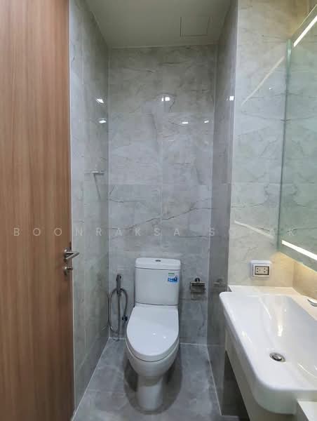 Noble Around Sukhumvit 33, Bangkok, 17 Soi Sukhumvit 33, Khlong Tan Nua, Watthana, Bangkok, 1 Bedroom, 30 sqm, Condo For Rent, by Boonraksa Sopak, 500460108 - DDproperty.com