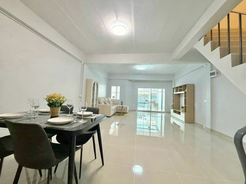 Jantima Thani Bangrak Phatthana, Nonthaburi, Bang Rak Pattana, Bang Bua Thong, Nonthaburi, 4 Bedrooms, 90 sqm, Townhouse For Sale, by สรภพ ยอดไชย (สีฝุ่น), 500460113 - DDproperty.com