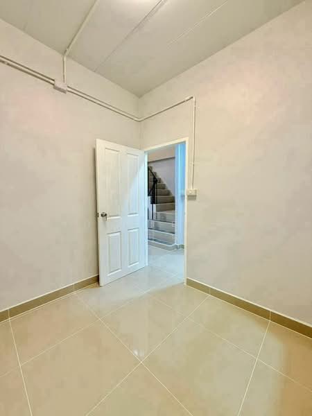 Jantima Thani Bangrak Phatthana, Nonthaburi, Bang Rak Pattana, Bang Bua Thong, Nonthaburi, 4 Bedrooms, 90 sqm, Townhouse For Sale, by สรภพ ยอดไชย (สีฝุ่น), 500460113 - DDproperty.com