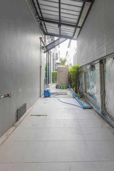 Baan Klang Muang Classe Ekkamai-Ramintra, Bangkok, Sukhonthasawat Road, Lat Phrao, Bangkok, 4 Bedrooms, 241 sqm, Single Detached House For Rent, by Boonraksa Sopak, 500460133 - DDproperty.com