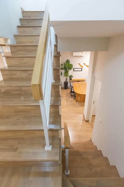 Baan Klang Muang Classe Ekkamai-Ramintra, Bangkok, Sukhonthasawat Road, Lat Phrao, Bangkok, 4 Bedrooms, 241 sqm, Single Detached House For Rent, by Boonraksa Sopak, 500460133 - DDproperty.com