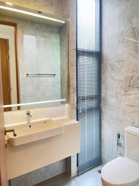 Noble Around Sukhumvit 33, Bangkok, 17 Soi Sukhumvit 33, Khlong Tan Nua, Watthana, Bangkok, 2 Bedrooms, 60 sqm, Condo For Sale, by Pemika Aukkaraleekul, 500460134 - DDproperty.com