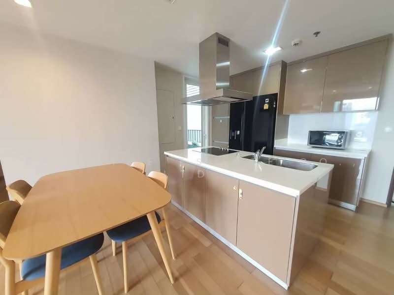 Siri At Sukhumvit, Bangkok, 902 Sukhumvit Road, Phra Kanong, Khlong Toei, Bangkok, 3 Bedrooms, 100 sqm, Condo For Rent, by PK PRIME ESTATE Co., Ltd., 500460137 - DDproperty.com