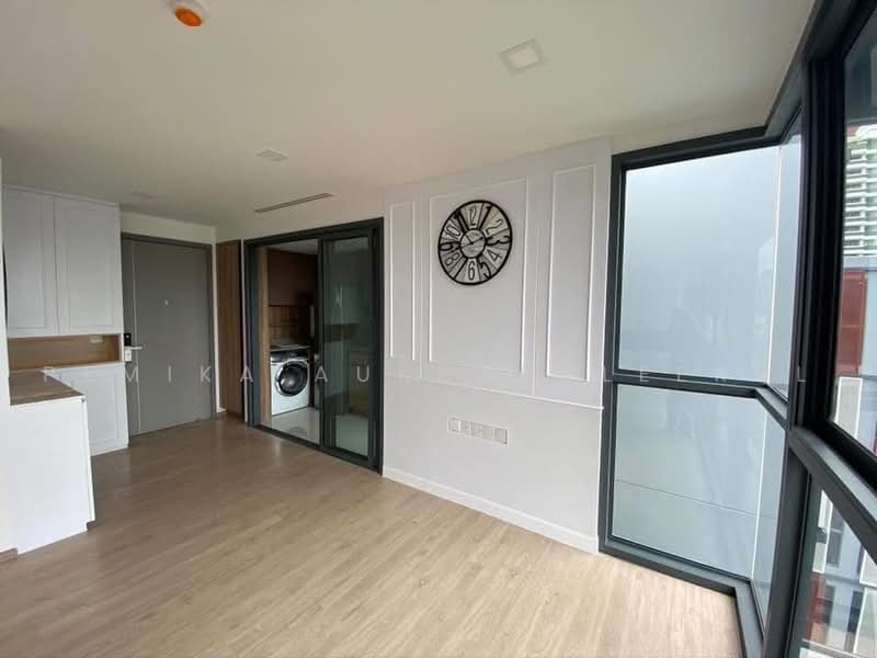 Taka Haus, Bangkok, 99 Soi Ekamai 10, Khlong Tan Nua, Watthana, Bangkok, 2 Bedrooms, 60 sqm, Condo For Sale, by Pemika Aukkaraleekul, 500460179 - DDproperty.com