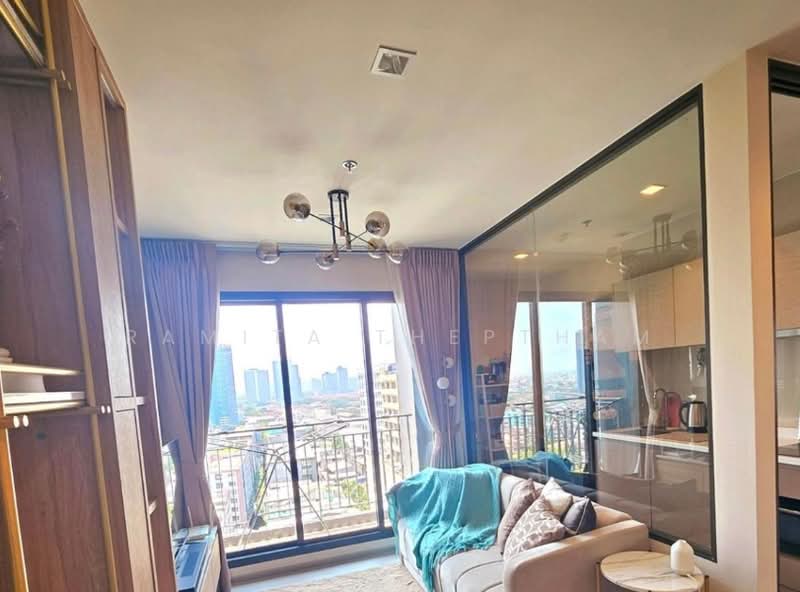 Life Sathorn Sierra, Bangkok, Ratchaphruek Rd, Talat Plu, Thon Buri, Bangkok, 2 Bedrooms, 58 sqm, Condo For Rent, by Ramita Theptham, 500460180 - DDproperty.com