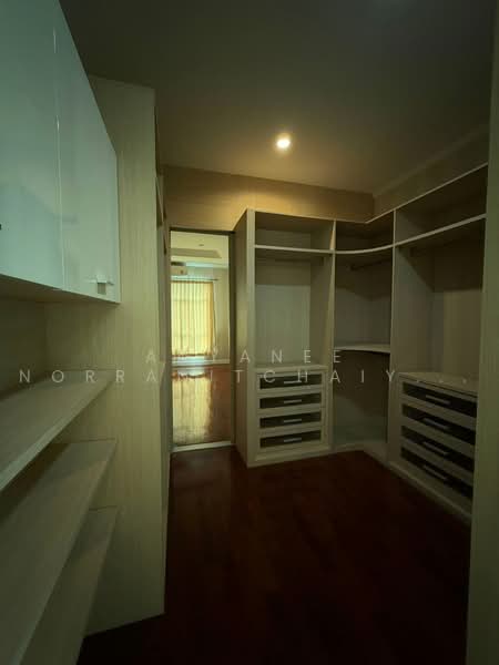 Baan Klang Krung The Nice Ratchavipha, Bangkok, 2 Kamphaeng Phet Road, Lat Yao, Chatuchak, Bangkok, 4 Bedrooms, 400 sqm, Single Detached House For Sale, by Anyanee Norranitchaiyakul, 500460211 - DDproperty.com