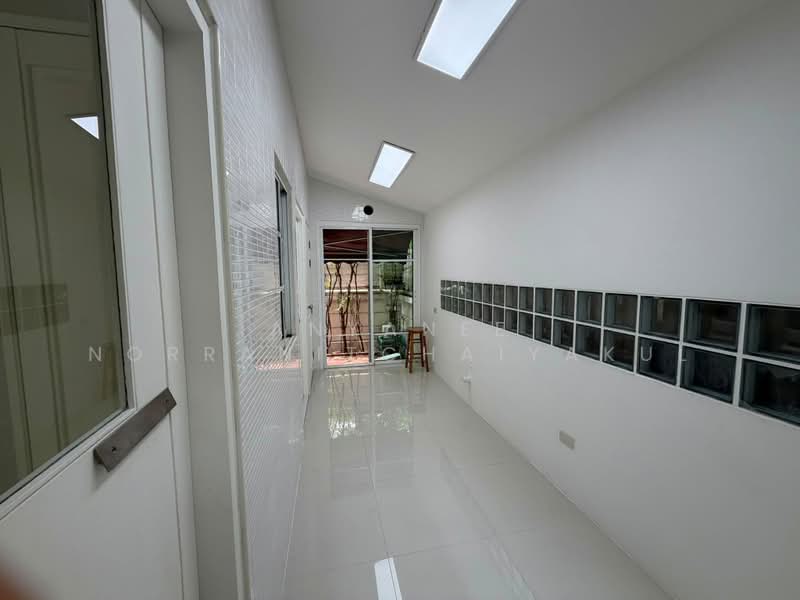 Baan Klang Krung The Nice Ratchavipha, Bangkok, 2 Kamphaeng Phet Road, Lat Yao, Chatuchak, Bangkok, 4 Bedrooms, 400 sqm, Single Detached House For Sale, by Anyanee Norranitchaiyakul, 500460211 - DDproperty.com