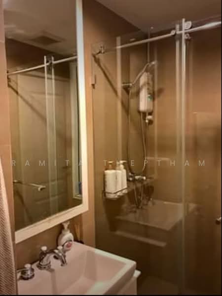 Condolette Dwell Sukhumvit 26, Bangkok, Soi Sukhumvit 26, Khong Tan, Khlong Toei, Bangkok, 1 Bedroom, 32 sqm, Condo For Rent, by Ramita Theptham, 500460252 - DDproperty.com