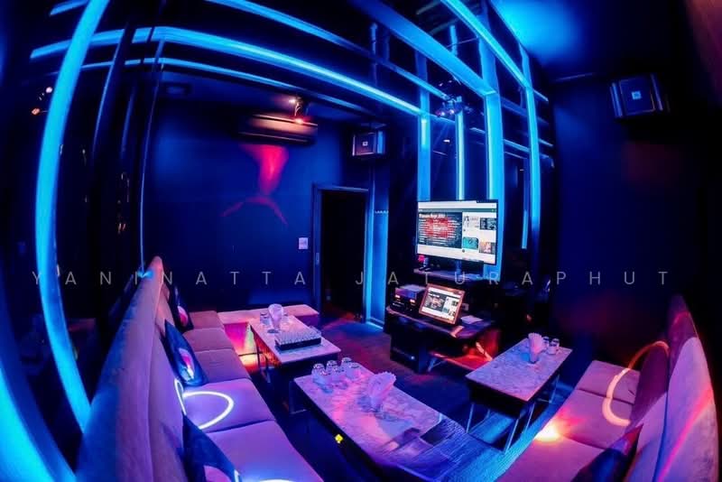 Club/Bar/KTV in Thonglor for Rent/Sale, Bangkok, ถ.ทองหล่อ, Khlong Tan Nua, Watthana, Bangkok, , 390 sqm, Retail Space For Rent, by Yaninatta Jaturaphut, 500460305 - DDproperty.com