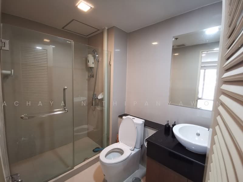 Nusasiri Grand, Bangkok, Soi Sukhumvit 42, Phra Kanong, Khlong Toei, Bangkok, 3 Bedrooms, 136 sqm, Condo For Rent, by Achaya Nithipanyawong, 500460327 - DDproperty.com