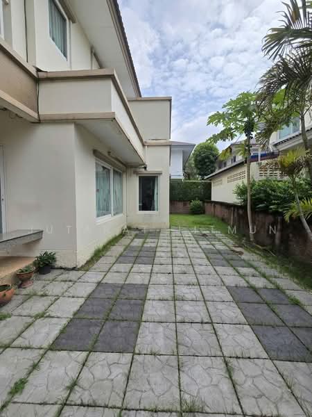 Casa Ville Ramkhamhaeng-Wongwaen, Bangkok, Soi Rat Phatthana (Soi Misteen), Ramkhamhaeng Road, Saphan Sung, Bangkok, 4 Bedrooms, 275 sqm, Single Detached House For Sale, by Jutarat Jitmun, 500460351 - DDproperty.com