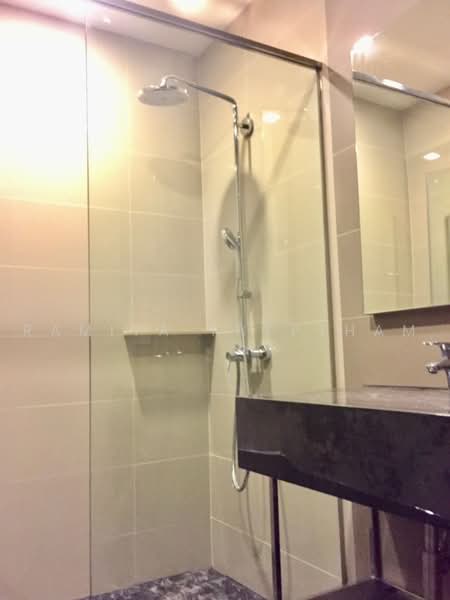 The Edge Sukhumvit 23, Bangkok, 6 Soi Sukhumvit 23, Khlongtoei Nua, Watthana, Bangkok, 1 Bedroom, 30 sqm, Condo For Sale, by Ramita Theptham, 500460369 - DDproperty.com