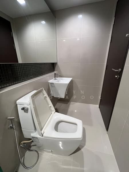 Rhythm Sathorn, Bangkok, 141 Soi Sathorn 21, Yan Nawa, Sathon, Bangkok, 2 Bedrooms, 64 sqm, Condo For Rent, by Natlyn Kongsapook, 500460373 - DDproperty.com