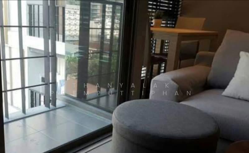 Klass Silom, Bangkok, 52 Silom Road, Silom, Bang Rak, Bangkok, 1 Bedroom, 33 sqm, Condo For Rent, by Thanyalak Premputtiphan, 500460394 - DDproperty.com