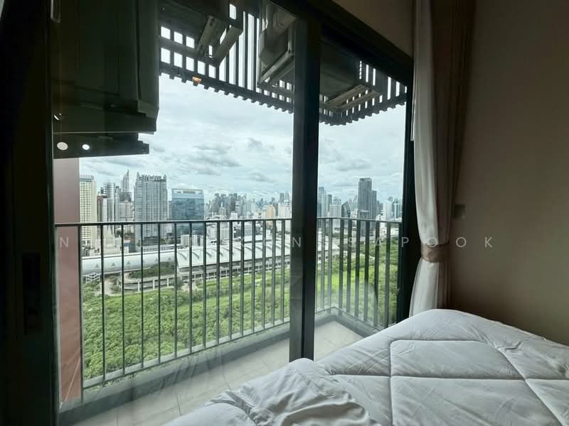 Life Asoke Hype, Bangkok, 339 Chaturathit Rd, Makkasan, Ratchathewi, Bangkok, 2 Bedrooms, 36 sqm, Condo For Rent, by Natlyn Kongsapook, 500460404 - DDproperty.com