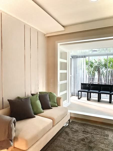 Vtara Sukhumvit 36, Bangkok, 118 Soi Saen Sabai, Phra Kanong, Khlong Toei, Bangkok, 2 Bedrooms, 91 sqm, Condo For Rent, by Natlyn Kongsapook, 500460413 - DDproperty.com