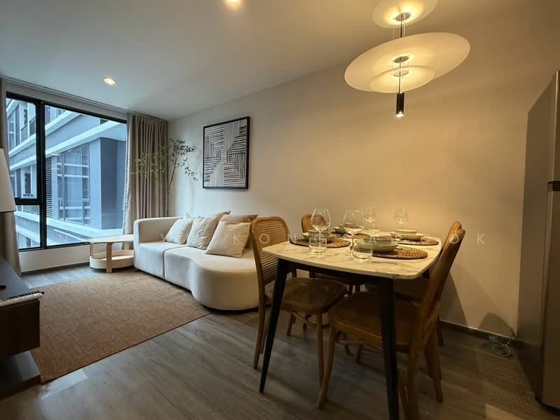 IDEO Mobi Sukhumvit 40, Bangkok, Soi Sukhumvit 40, Phra Kanong, Khlong Toei, Bangkok, 2 Bedrooms, 53 sqm, Condo For Rent, by Natlyn Kongsapook, 500460456 - DDproperty.com