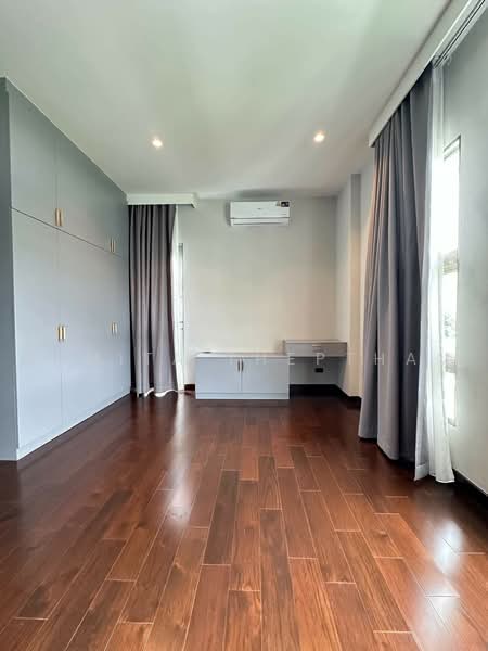 Perfect Masterpiece Sukhumvit 77, Samut Prakan, Soi Mu Ban Perfect Place Sukhumvit 77, Rachathewa, Bang Plee, Samut Prakan, 4 Bedrooms, 315 sqm, Single Detached House For Sale, by Ramita Theptham, 500460463 - DDproperty.com