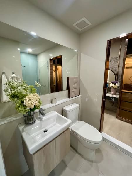 Life Charoennakhon-Sathorn, Bangkok, 670 Charoen Nakhon Road, Bang Lam Phu Lang, Khlong San, Bangkok, 1 Bedroom, 35 sqm, Condo For Sale, by Thanyalak Premputtiphan, 500460476 - DDproperty.com