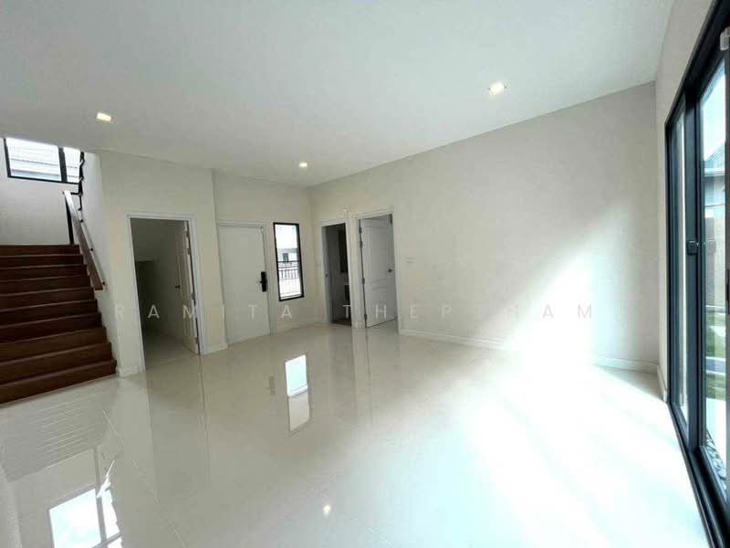 undefined, Bangkok, Tha Rang, Bang Khen, Bangkok, 4 Bedrooms, 233 sqm, Townhouse For Sale, by Ramita Theptham, 500460501 - DDproperty.com