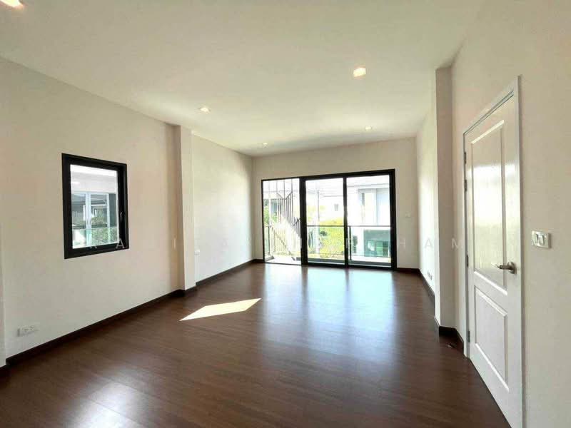 undefined, Bangkok, Tha Rang, Bang Khen, Bangkok, 4 Bedrooms, 233 sqm, Townhouse For Sale, by Ramita Theptham, 500460501 - DDproperty.com