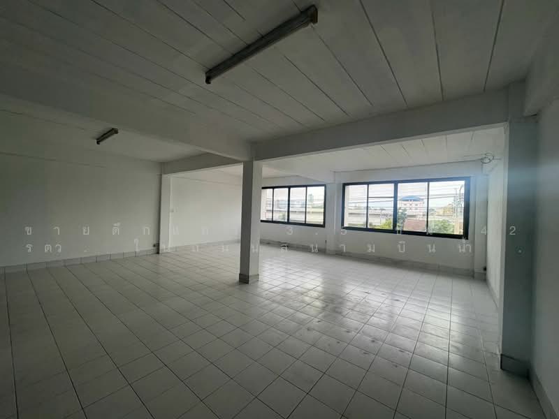 Perfect for a restaurant, café, retail store, showroom, office, Nonthaburi, Tha-Sai, Muang Nonthaburi, Nonthaburi, 4 Bedrooms, 336 sqm, Townhouse For Sale, by ขายตึกแถว 3.5 ชั้น 42 ตรว. ในถนนสนามบินน้ำ ใกล้กระทรวงพาณิชย์, 500460515 - DDproperty.com