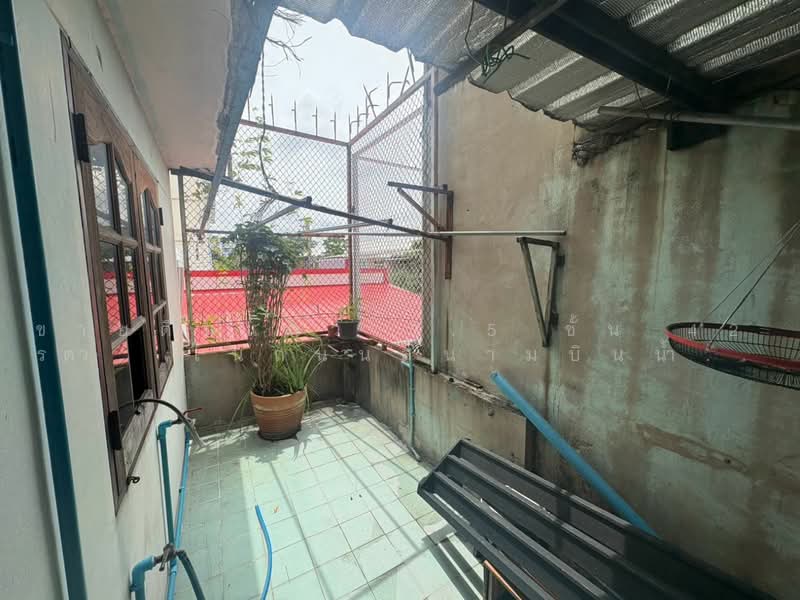 ทาทราย, นนทบุรี, ท่าทราย, เมืองนนทบุรี, นนทบุรี, 336 ตร.ม., ทาวน์เฮ้าส์ ขาย, โดย ขายตึกแถว 3.5 ชั้น 42 ตรว. ในถนนสนามบินน้ำ ใกล้กระทรวงพาณิชย์, 500460515 - DDproperty.com