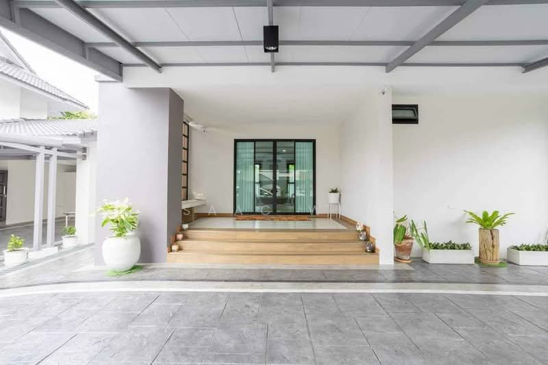 House for Sale in Mae Hia Near Airport & City Center, Chiang Mai, Mae Hia, Muang Chiang Mai, Chiang Mai, 7 Bedrooms, 400 sqm, Single Detached House For Rent, by ISAAC WEE, 500460530 - DDproperty.com