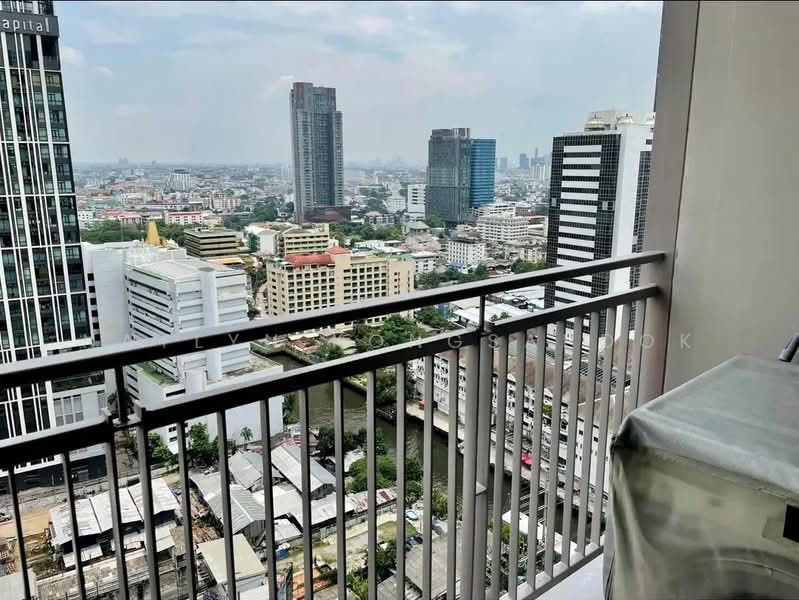 Thru Thonglor, Bangkok, Petchaburi Road, Bang Kapi, Huai Khwang, Bangkok, 2 Bedrooms, 62 sqm, Condo For Rent, by Natlyn Kongsapook, 500460532 - DDproperty.com
