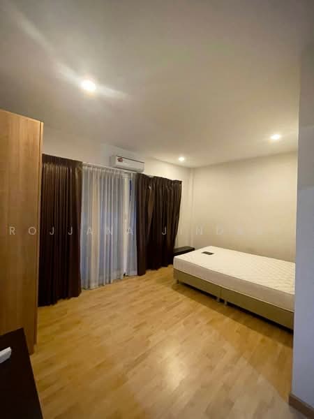 Baan Klang Muang S-Sense Rama 9-Ladprao, Bangkok, Soi Ladprao 84, Ladprao Road, Wang Thonglang, Bangkok, 4 Bedrooms, 180 sqm, Townhouse For Rent, by Rojjana Jindasri, 500460548 - DDproperty.com