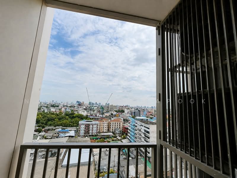The Line Sukhumvit 71, Bangkok, 15 Sukhumvit 71 Road, Phra Kanong Nua, Watthana, Bangkok, 1 Bedroom, 32 sqm, Condo For Rent, by Natlyn Kongsapook, 500460560 - DDproperty.com