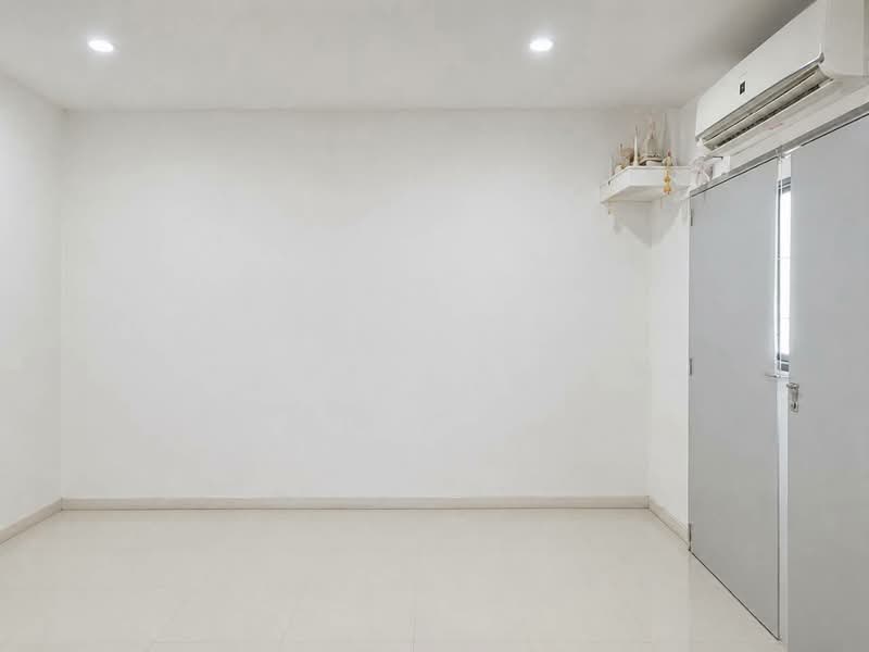 Modi Villa Chaiyaphruek, Nonthaburi, Yothathikan Road, Nonthaburi 2003, Bang Bua Thong, Nonthaburi, 4 Bedrooms, 100 sqm, Townhouse For Sale, by กรกฤตย์ บุญสระ, 500460562 - DDproperty.com