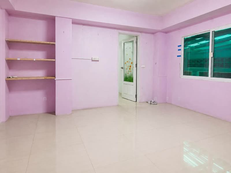 Seranee Villa : เศรณี วิลล่า, Nonthaburi, Phimonrat, Bang Bua Thong, Nonthaburi, 5 Bedrooms, 250 sqm, Single Detached House For Sale, by กรกฤตย์ บุญสระ, 500460596 - DDproperty.com