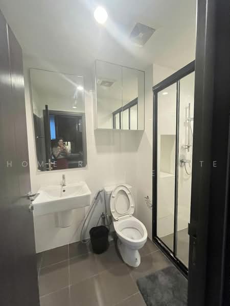 The Base Park East Sukhumvit 77, Bangkok, 99 Soi Pridi Banomyong 2, Phra Kanong Nua, Watthana, Bangkok, 1 Bedroom, 30 sqm, Condo For Sale, by HOME Real Estate Service, 500460597 - DDproperty.com