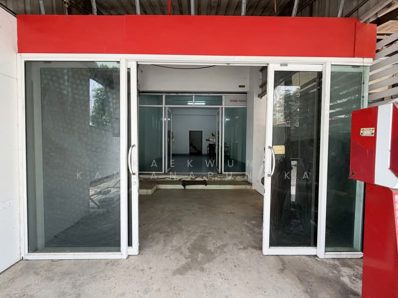 3-Storey Commercial Building for Sale on Main Road Near Chiang Rai Rajabhat University (Code: OB15), Chiang Rai, Ban Du, Muang Chiang Rai, Chiang Rai, , 220 sqm, Shophouse For Sale, by Kaekwun Kanjanapungka, 500460647 - DDproperty.com