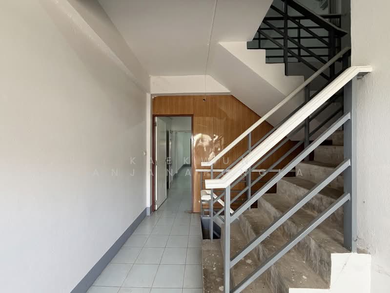 3-Storey Commercial Building for Sale on Main Road Near Chiang Rai Rajabhat University (Code: OB15), Chiang Rai, Ban Du, Muang Chiang Rai, Chiang Rai, , 220 sqm, Shophouse For Sale, by Kaekwun Kanjanapungka, 500460647 - DDproperty.com