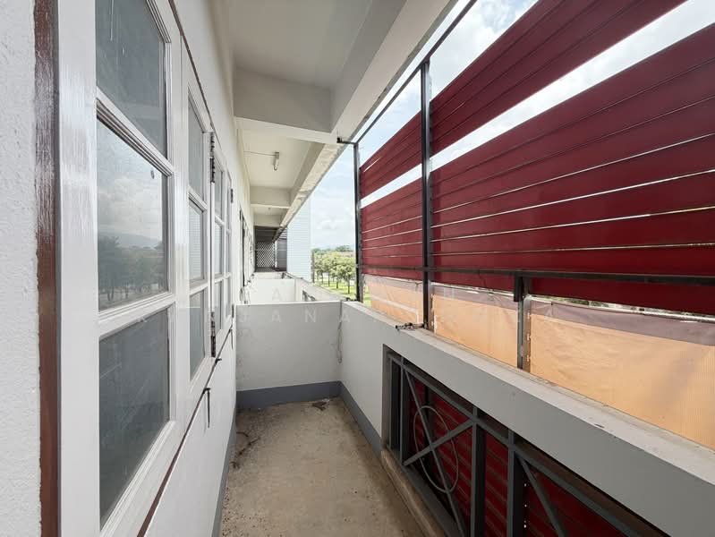3-Storey Commercial Building for Sale on Main Road Near Chiang Rai Rajabhat University (Code: OB15), Chiang Rai, Ban Du, Muang Chiang Rai, Chiang Rai, , 220 sqm, Shophouse For Sale, by Kaekwun Kanjanapungka, 500460647 - DDproperty.com
