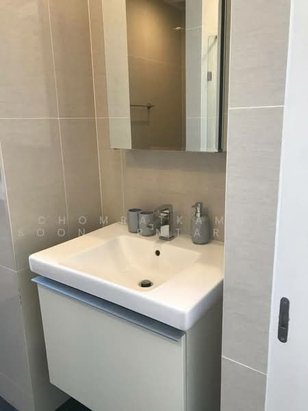 Park Origin Phrom Phong (Park 24), Bangkok, 68 Soi Sukhumvit 24, Khong Tan, Khlong Toei, Bangkok, 2 Bedrooms, 55 sqm, Condo For Rent, by Chomratkamol Soontorntarawong (Gor), 500460668 - DDproperty.com